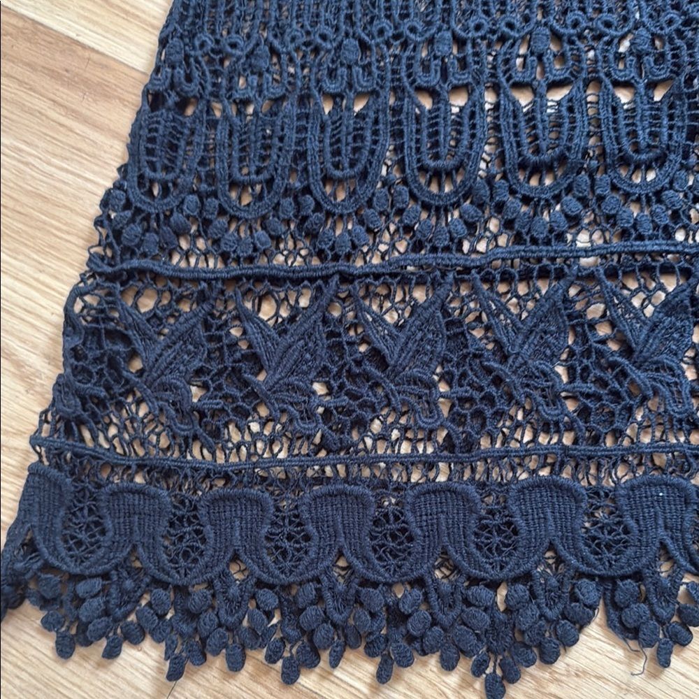 Forever 21 Black Lace Crotchet Sleeveless Swim Coverup Dress Resort Size Small - Picture 3 of 4